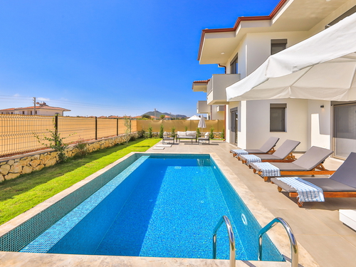  gece  -  Kasım
  | Kaş Çukurbağ'da Modern ve Korunaklı Villa Kiralama
